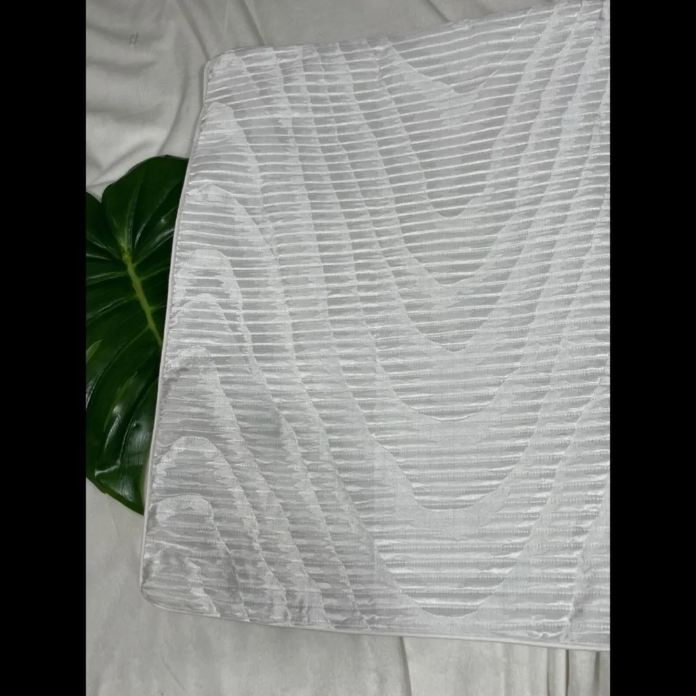NIB Hotel Collection Moire‎ (1) Standard Sham Pillo
